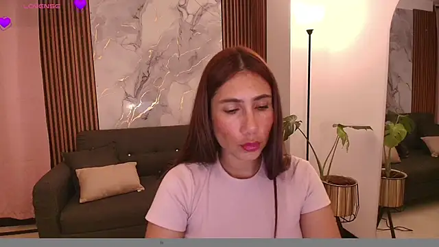 LucyBecker online show from June 2026 03:38:01 AM