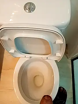 kiwi-strip online show from March 2026 12:43:01 AM