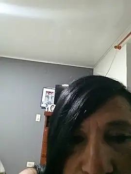 Ladygreeneyes online show from June 2026 01:15:02 AM