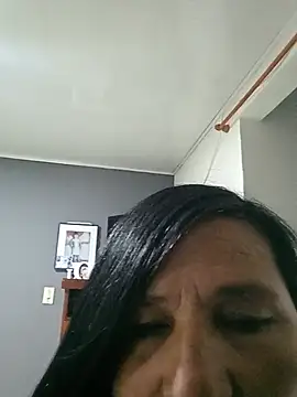 Ladygreeneyes online show from June 2026 01:03:01 AM