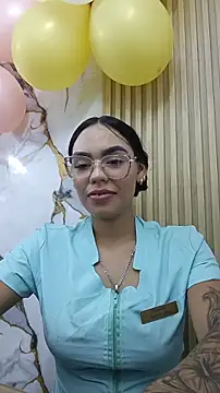 daniela-sexy online show from June 2026 12:33:01 AM
