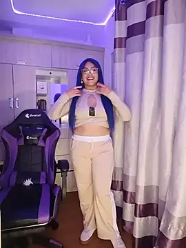 PiscisGirl online show from June 2026 06:04:02 AM