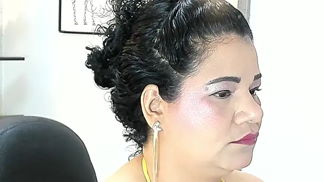 Snapshot of MAYTE1096 chatting on July 2026 07:29:02 PM MAYTE1096 online show from July 2026 07:29:02 PM