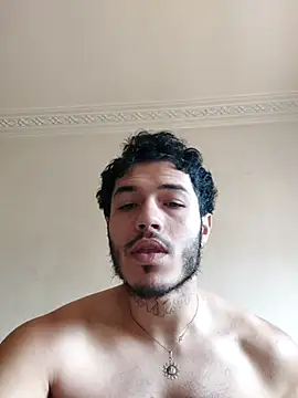 Snapshot of Thewildaliii0 chatting on April 2026 12:31:01 PM Thewildaliii0 online show from April 2026 12:31:01 PM