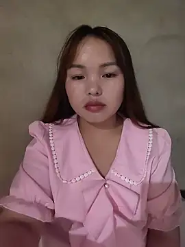Snapshot of Mina_xYx chatting on May 2026 03:08:02 PM Mina xYx online show from May 2026 03:08:02 PM