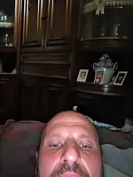 skizzoboy6 online show from March 2026 07:45:02 AM