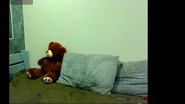 AvelineLune online show from March 2026 07:41:02 PM