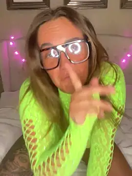 Spicy-Mama69 online show from April 2026 06:49:01 PM