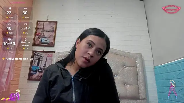 LITTLE-NESSA online show from April 2026 05:30:01 PM