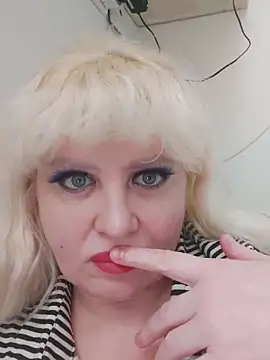 Snapshot of BethanyJaimes chatting on March 2026 04:29:02 PM BethanyJaimes online show from March 2026 04:29:02 PM