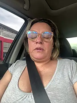 Malu 617 online show from April 2026 10:05:01 PM
