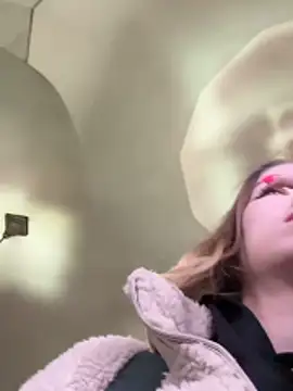 Lady Mia69 online show from March 2026 02:56:01 PM