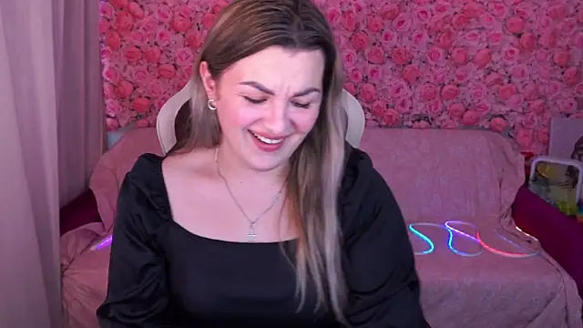AlissyaGrayy online show from June 2026 06:01:01 AM