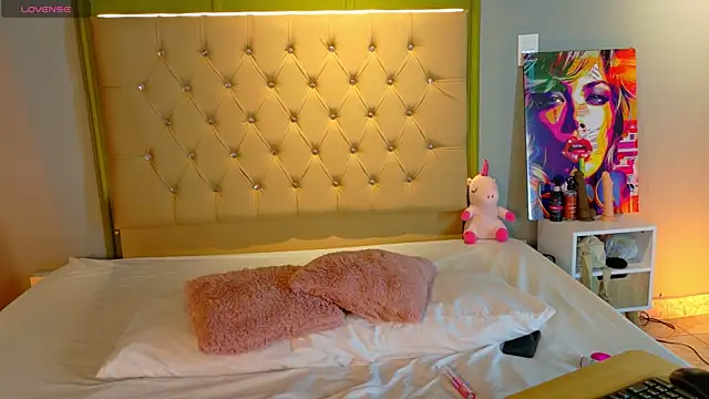 ChloeSterling online show from May 2026 07:55:02 PM