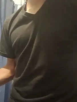 Snapshot of Ricardito_05 chatting on March 2026 07:23:01 AM Ricardito 05 online show from March 2026 07:23:01 AM