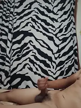 Snapshot of Ricardito_05 chatting on March 2026 08:19:01 AM Ricardito 05 online show from March 2026 08:19:01 AM