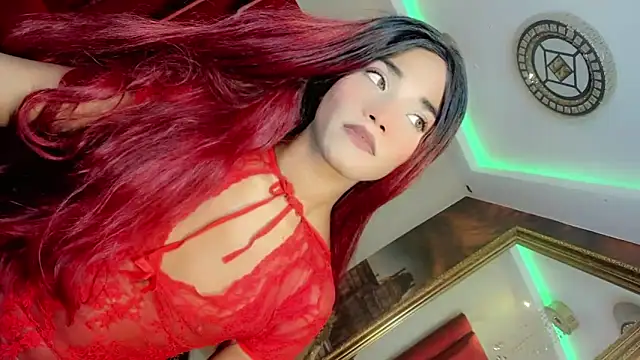 Paola Delfino online show from April 2026 05:30:01 PM