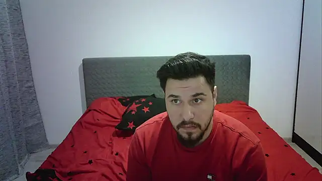 Gianiboy99 online show from April 2026 08:51:02 PM