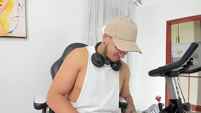 AndresXm  online show from March 2026 02:27:02 AM