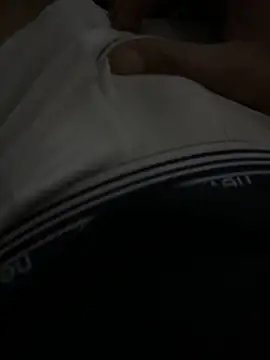 Snapshot of jeromelightskin5 chatting on March 2026 01:21:01 AM jeromelightskin5 online show from March 2026 01:21:01 AM