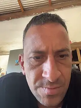 Leon090987 online show from March 2026 01:25:01 PM