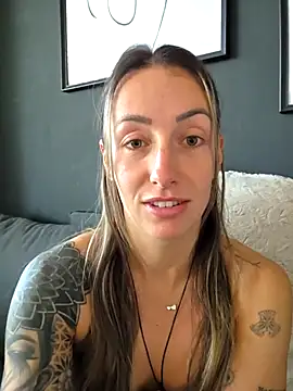 NicoleKaiser online show from May 2026 06:07:01 AM