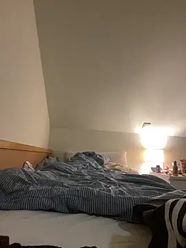 Snapshot of LeniMaria chatting on March 2026 09:07:02 PM LeniMaria online show from March 2026 09:07:02 PM