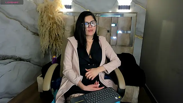 Cata black online show from April 2026 05:15:01 PM