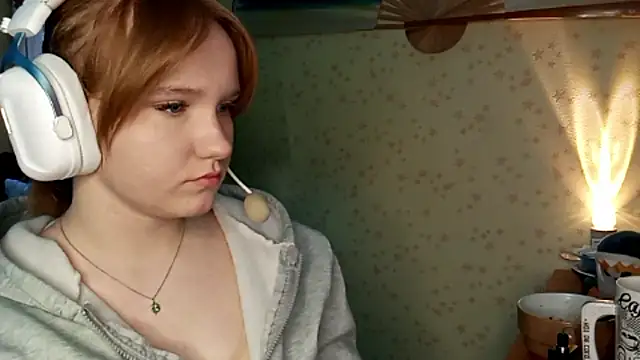 BelladeSimons online show from March 2026 06:06:02 AM