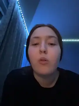 charmingggirl online show from April 2026 05:33:02 PM
