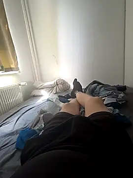 OssiBigCum online show from May 2026 09:25:01 AM