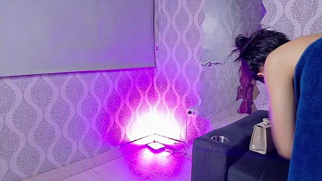 Twink Sensationxx online show from May 2026 01:04:02 PM