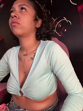 Snapshot of Laila_LS chatting on June 2026 01:09:02 PM Laila LS online show from June 2026 01:09:02 PM