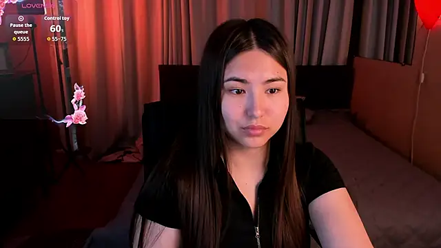 Snapshot of IceIcebabe_ chatting on June 2026 01:38:02 AM IceIcebabe online show from June 2026 01:38:02 AM