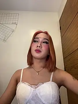 hugecock collins online show from June 2026 02:49:02 PM