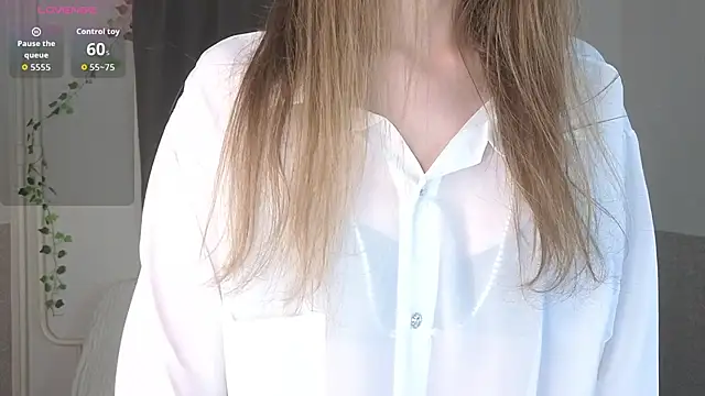 Emily Nelsonn online show from June 2026 04:05:01 PM