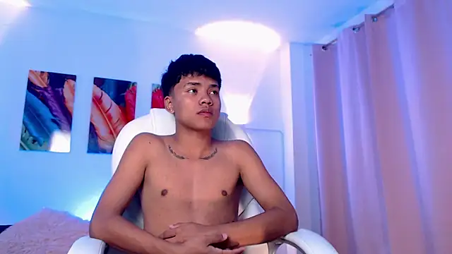 thiagosterling online show from April 2026 11:40:02 PM