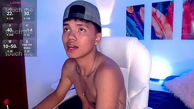 thiagosterling online show from April 2026 11:46:01 PM