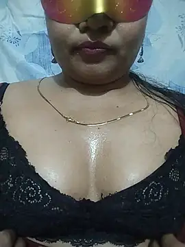 Snapshot of PriyankaSuthhar chatting on May 2026 07:21:01 PM PriyankaSuthhar online show from May 2026 07:21:01 PM