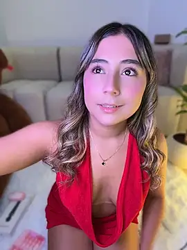 Snapshot of MelodyRey__ chatting on April 2026 12:43:02 AM MelodyRey online show from April 2026 12:43:02 AM