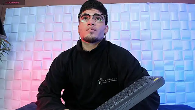DanteTargaryen online show from April 2026 03:35:02 AM