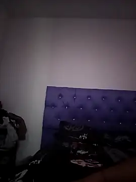 Snapshot of AlmasYfuego chatting on March 2026 06:08:01 AM AlmasYfuego online show from March 2026 06:08:01 AM