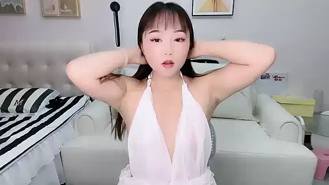 Snapshot of shuangshuang3 chatting on June 2026 04:05:01 PM shuangshuang3 online show from June 2026 04:05:01 PM