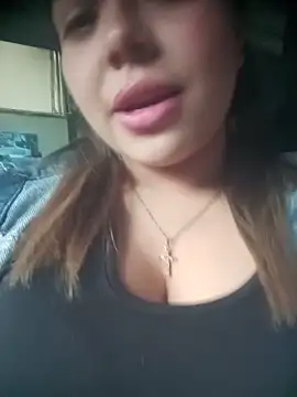 Yelii  online show from May 2026 06:36:01 PM