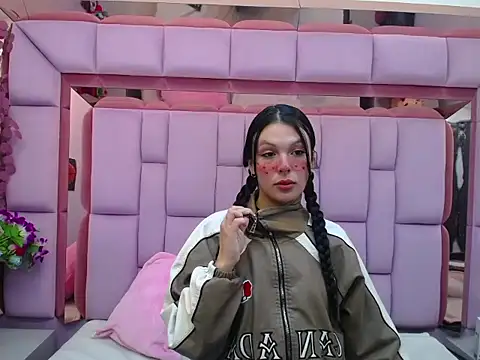 Snapshot of Salome_Saen_ chatting on April 2026 01:06:02 PM Salome Saen online show from April 2026 01:06:02 PM