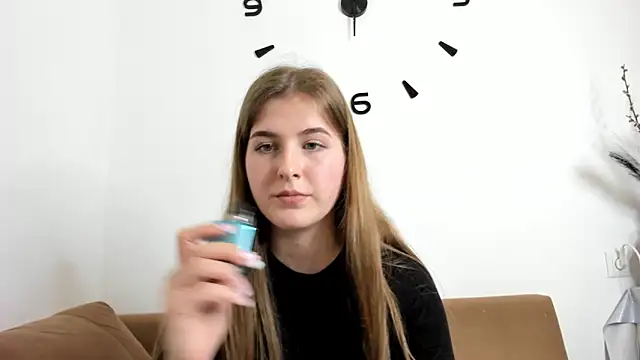 OhMyAlice online show from March 2026 09:14:01 PM