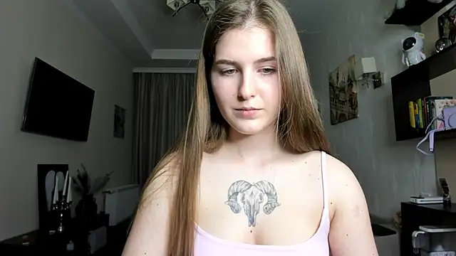 Snapshot of OhMyAlice chatting on April 2026 09:39:33 PM OhMyAlice online show from April 2026 09:39:33 PM
