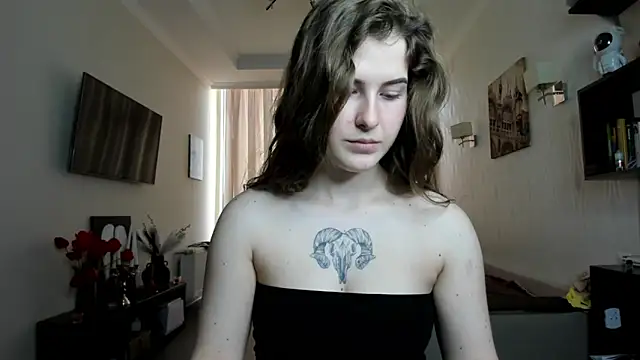 Snapshot of OhMyAlice chatting on April 2026 10:47:02 AM OhMyAlice online show from April 2026 10:47:02 AM
