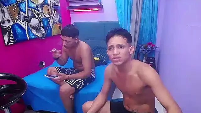 Snapshot of twink_fucks chatting on May 2026 11:54:01 PM twink fucks online show from May 2026 11:54:01 PM