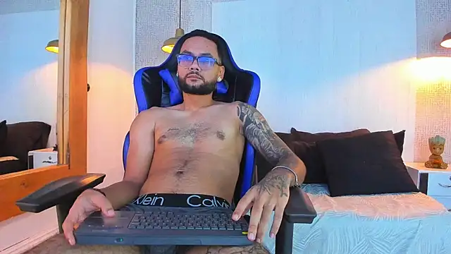 KyleJoss30 online show from April 2026 09:16:01 PM